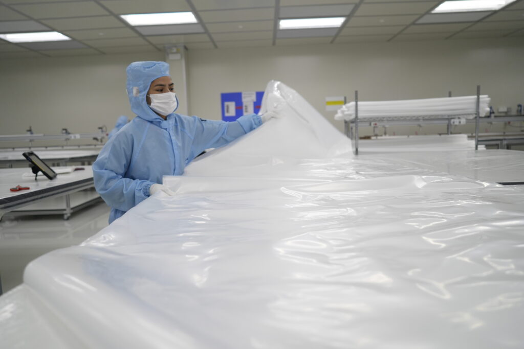 cleanroom staff